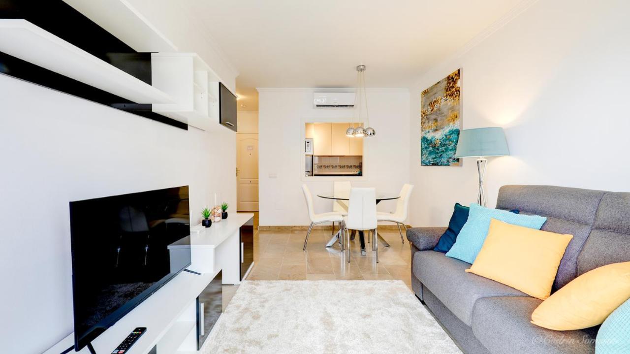 Cozy Apartment Overlooking Estepona'S Marina! Екстер'єр фото