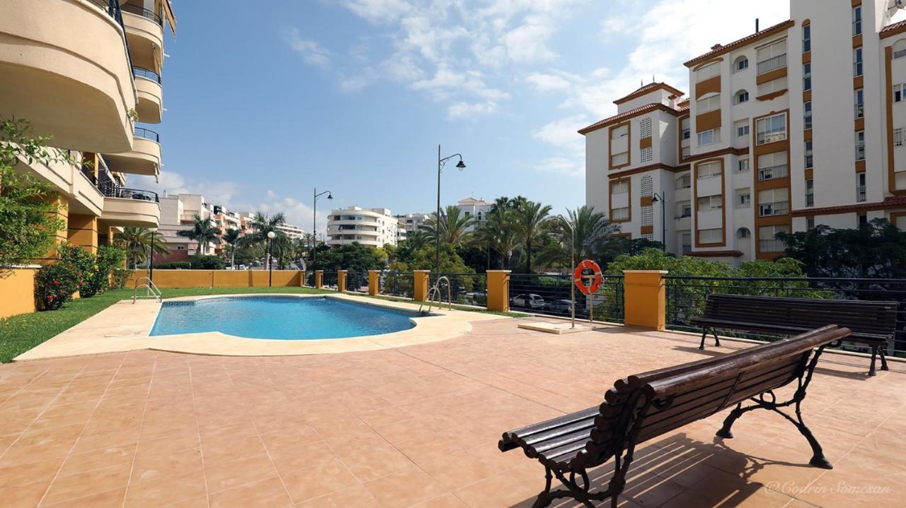 Cozy Apartment Overlooking Estepona'S Marina! Екстер'єр фото