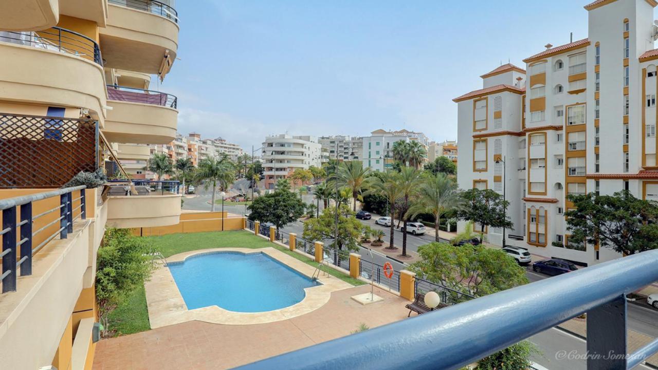 Cozy Apartment Overlooking Estepona'S Marina! Екстер'єр фото