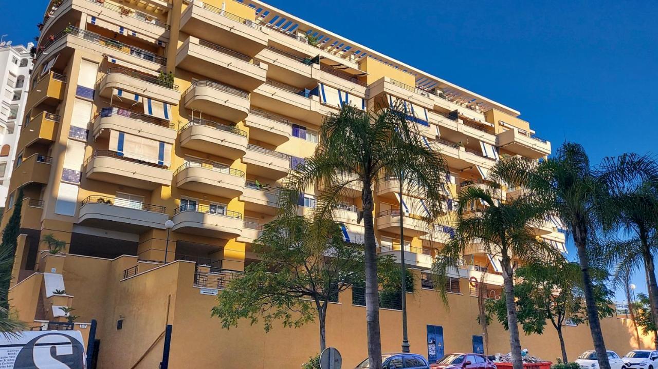Cozy Apartment Overlooking Estepona'S Marina! Екстер'єр фото